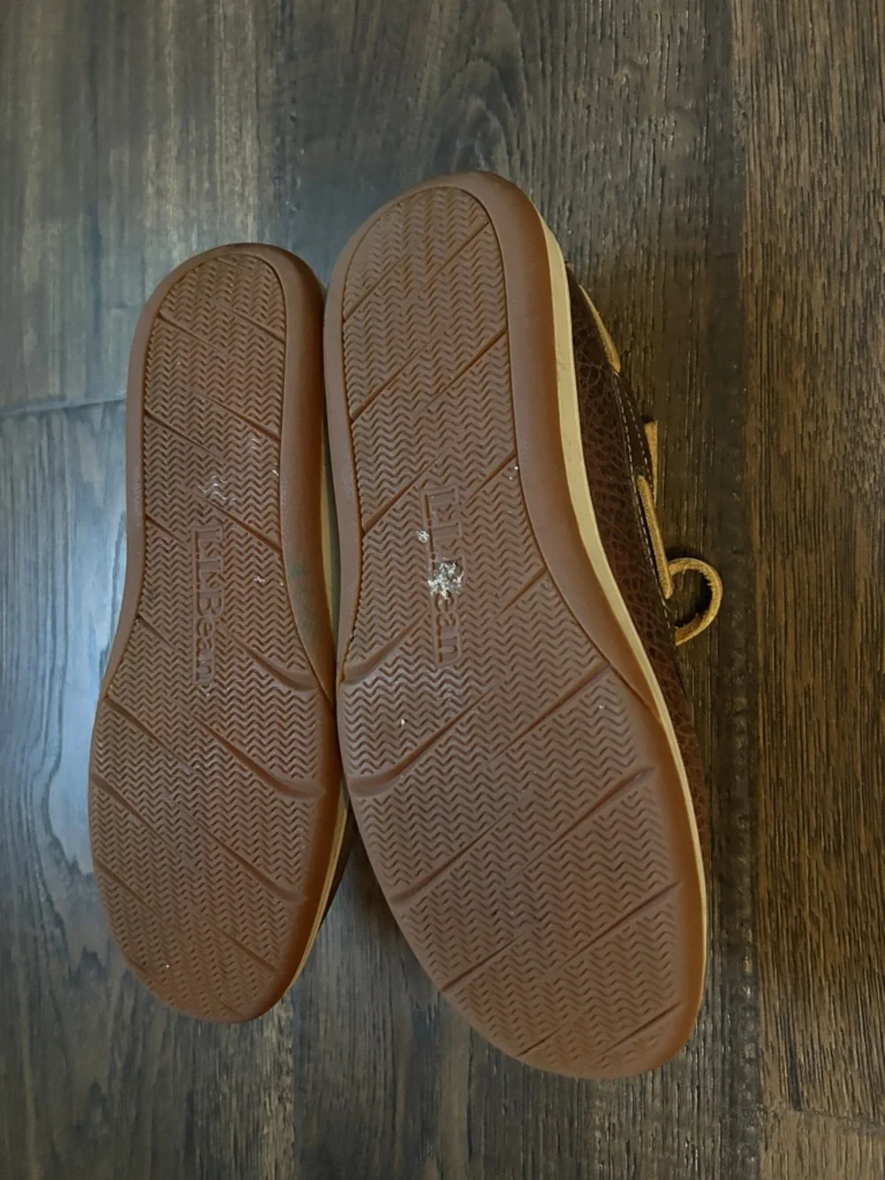 L.L. Bean Boat Shoes Men's Dark Brown Leather with Tan Laces Size 7 1/2 Medium
